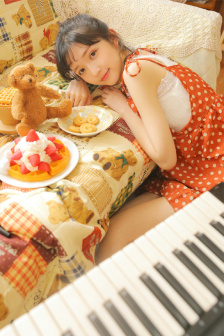 年轻的小峓子HD中字3D漫画